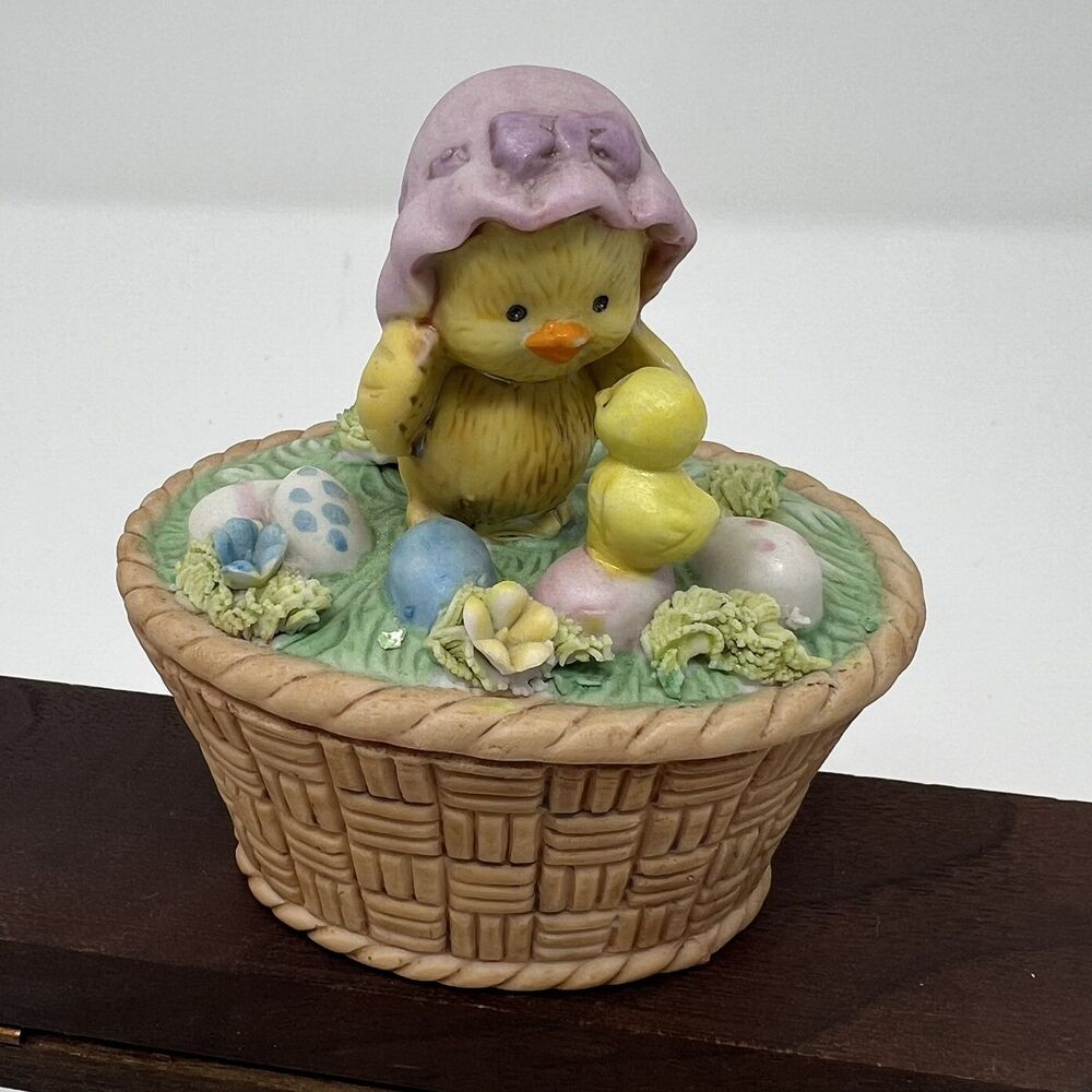 Easter Chicks Napcoware Vintage Fine Porcelain Trinket Box Mother And Baby Chics